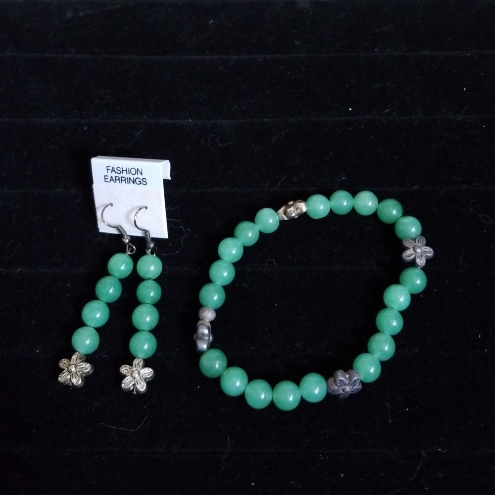 Clear jade set